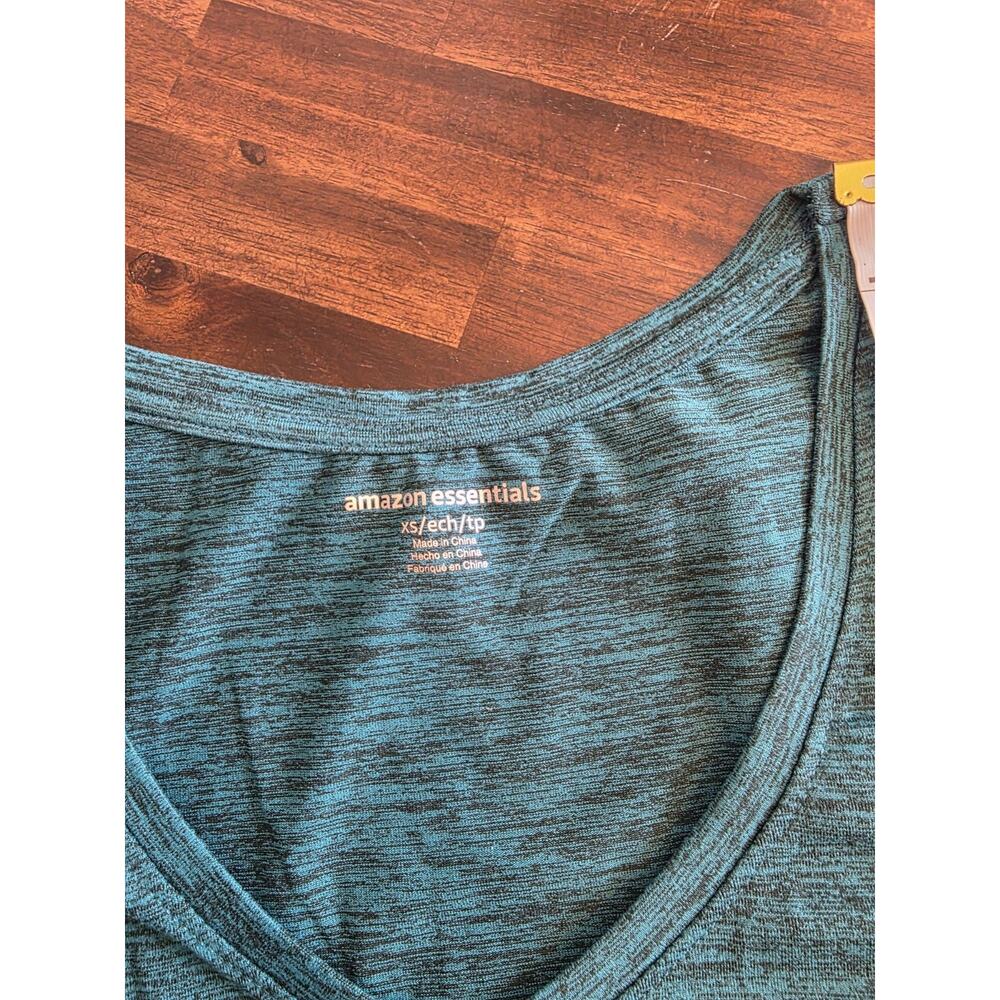 NWT Amazon Essentials Womens XS 2-Pack V-Neck Tech T-Shirts Teal Navy Activewear - Picture 4 of 9